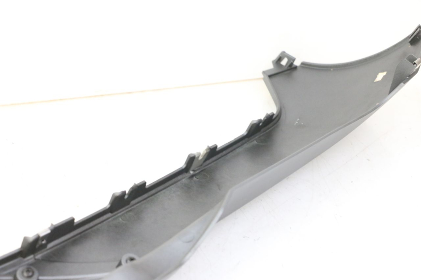 photo de LEFT BELLY PANEL PIAGGIO MP3 500 (2014 - 2017) - Alternative perspective