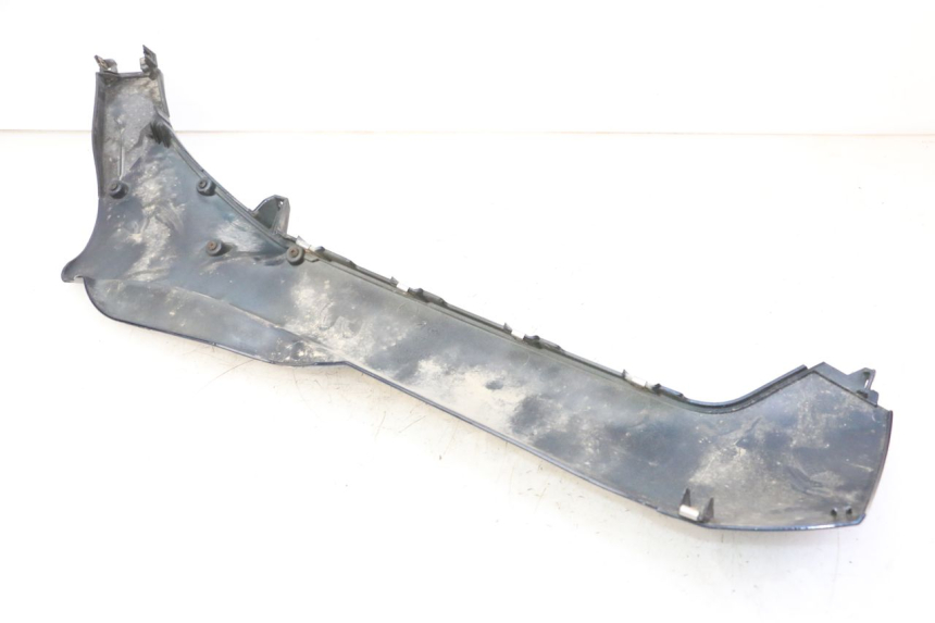 photo de LEFT BELLY PANEL PIAGGIO MP3 RL 250 (2006 - 2010) - Surface and material condition