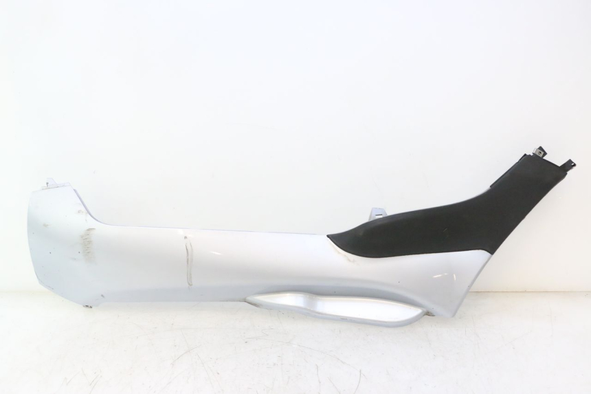photo de LEFT LOWER FAIRING PIAGGIO MP3 125 (2006 - 2014) - Main view