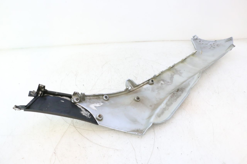 photo de LEFT LOWER FAIRING PIAGGIO MP3 125 (2006 - 2014) - Product overview