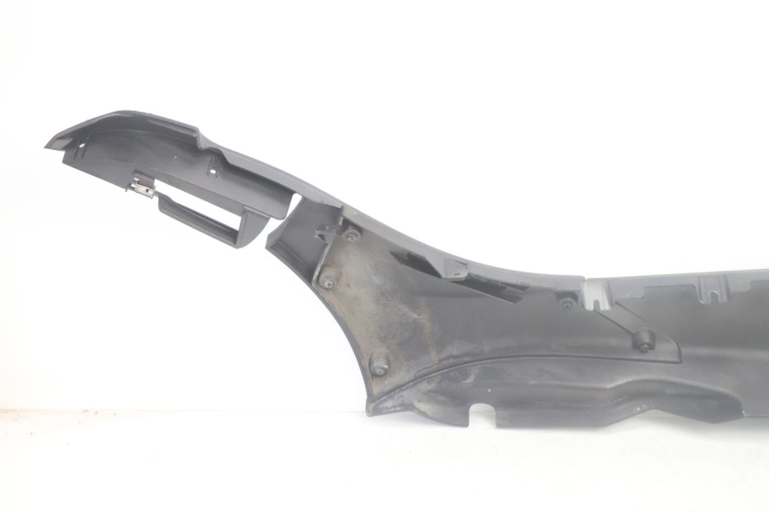 photo de LEFT BELLY PANEL PIAGGIO MP3 500 (2016 - 2018) - Checked used part