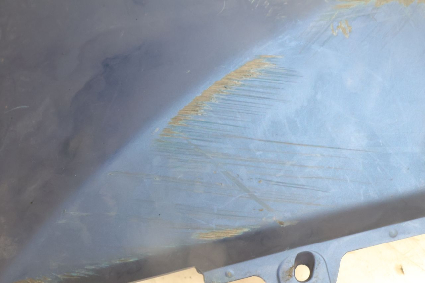 photo de LEFT BELLY PANEL YAMAHA N-MAX NMAX 125 (2021 - 2024) - Alternative perspective