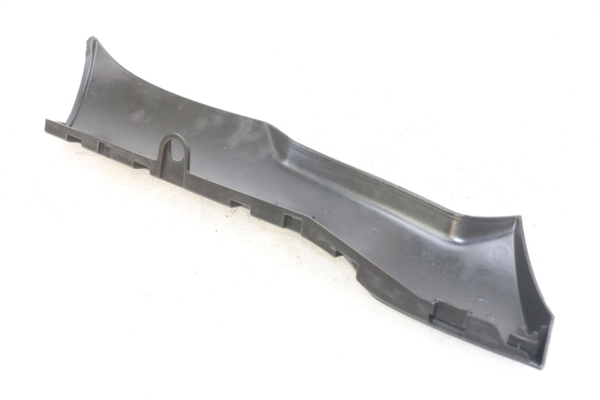 photo de LEFT BELLY PANEL PIAGGIO NRG POWER PUREJET 50 (2018 - 2021) - Alternative perspective