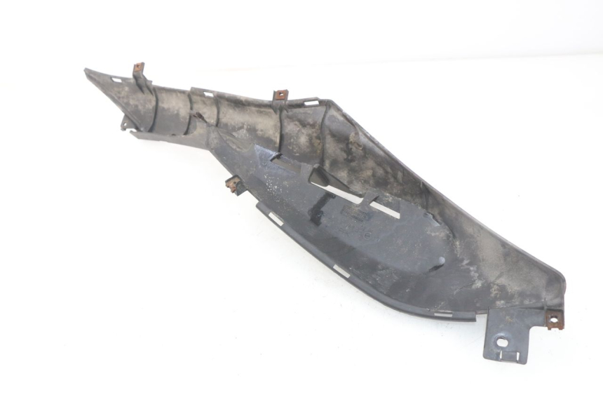 photo de LEFT BELLY PANEL MBK OVETTO ONE 2T 50 (2013 - 2017) - Zoom on usage condition