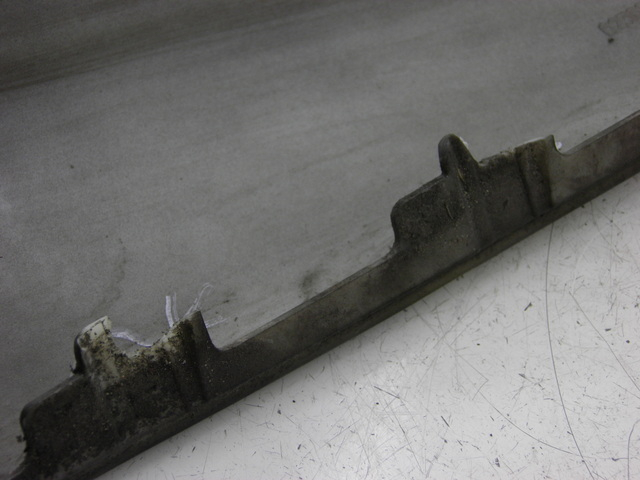 photo de LEFT BELLY PANEL PIAGGIO MP3 RL 125 (2006 - 2014) - Zoom on usage condition