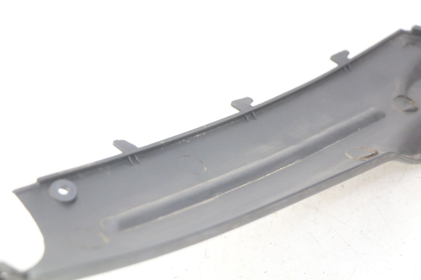 photo de LEFT LOWER FAIRING TNT MOTOR ROMA 10' 4T 50 (2019 - 2022) - Zoom on usage condition