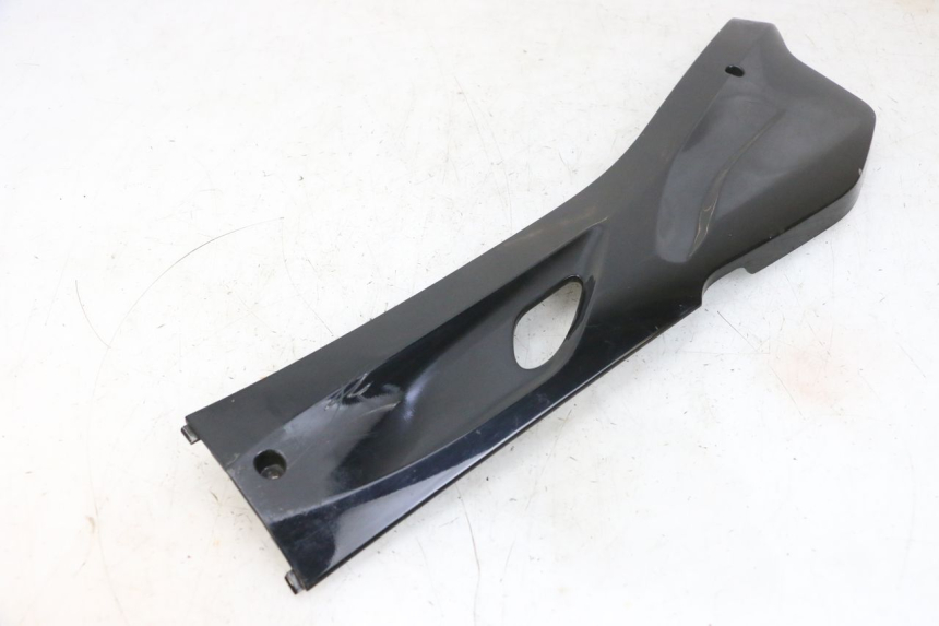 photo de LEFT BELLY PANEL DAELIM S1 125 (2007 - 2016) - Additional view of the item