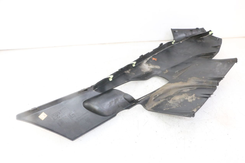 photo de LEFT BELLY PANEL PEUGEOT SATELIS 125 (2013 - 2018) - Product overview