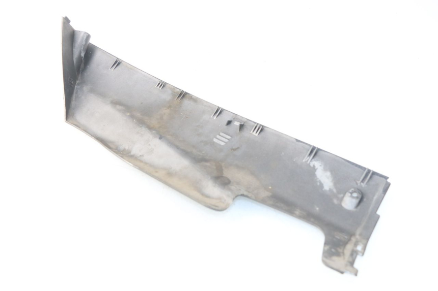 photo de LEFT BELLY PANEL MBK SKYLINER 125 (2004 - 2007) - Technical close-up