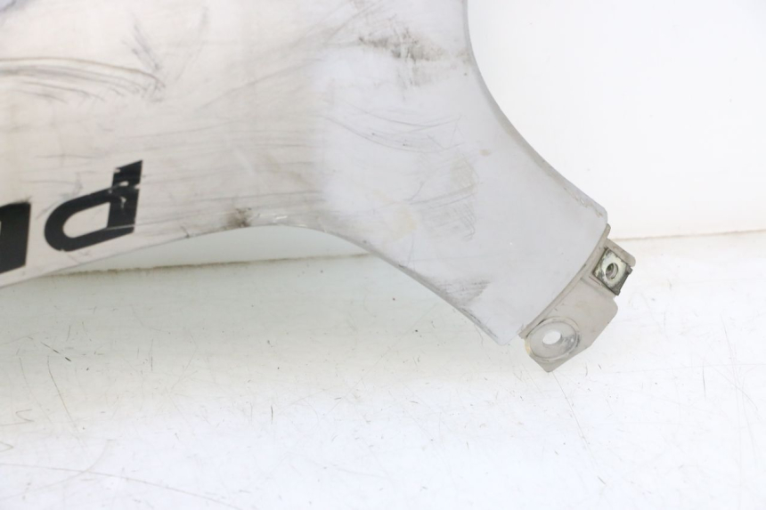 photo de LEFT BELLY PANEL PEUGEOT SPEEDFIGHT LC 50 (1996 - 2002) - Fixing points details