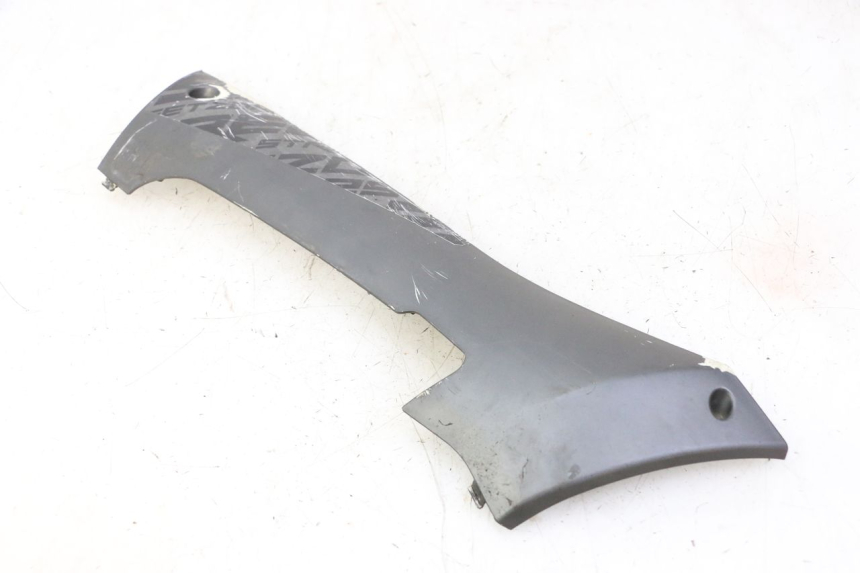 photo de LEFT BELLY PANEL PEUGEOT STREETZONE I NAKED 2T 50 (2018 - 2020) - Technical close-up