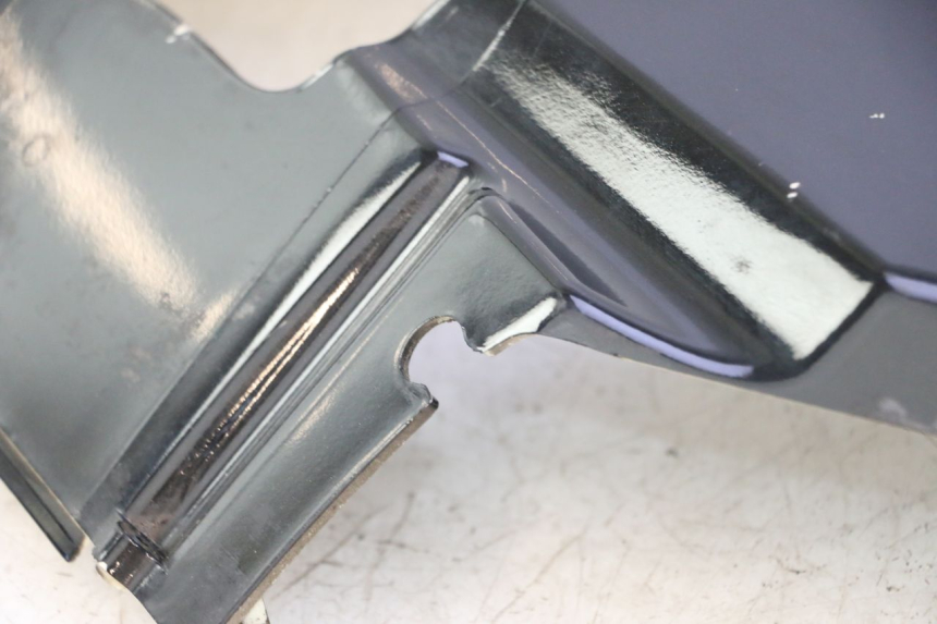 photo de LEFT BELLY PANEL PEUGEOT VIVACITY NEW 2T 50 (2008 - 2017) - High-resolution close-up