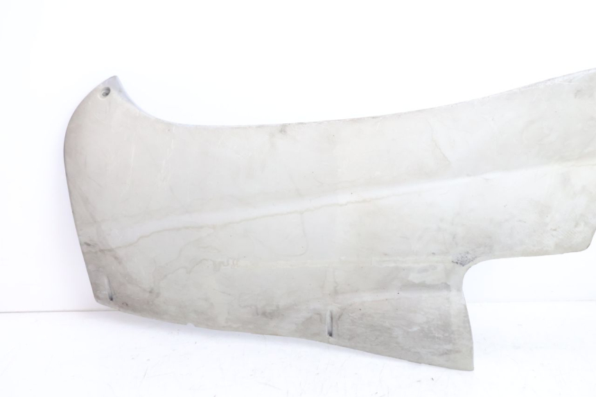 photo de LEFT BELLY PANEL PEUGEOT VIVACITY 100 (1999 - 2008) - Component detail
