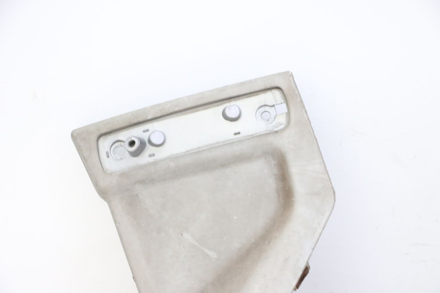 photo de LEFT BELLY PANEL YAMAHA X-MAX XMAX 250 (2006 - 2009) - Additional view of the item