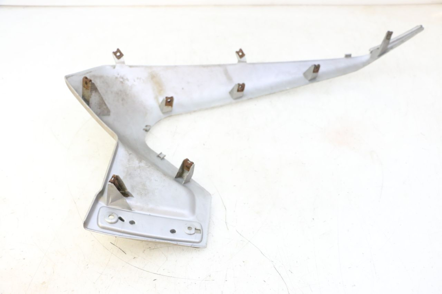 photo de LEFT BELLY PANEL YAMAHA X-MAX XMAX 250 (2006 - 2009) - Zoom on usage condition