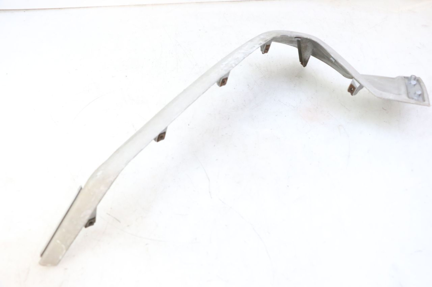 photo de LEFT BELLY PANEL YAMAHA X-MAX XMAX 250 (2006 - 2009) - Technical close-up