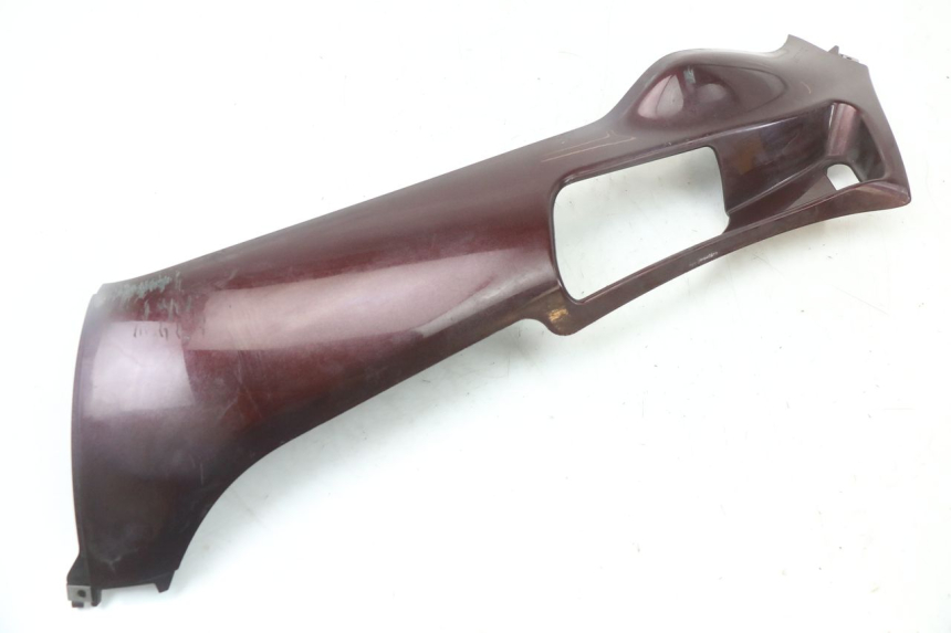photo de LEFT LOWER FAIRING PIAGGIO X8 125 (2004 - 2007) - Component detail