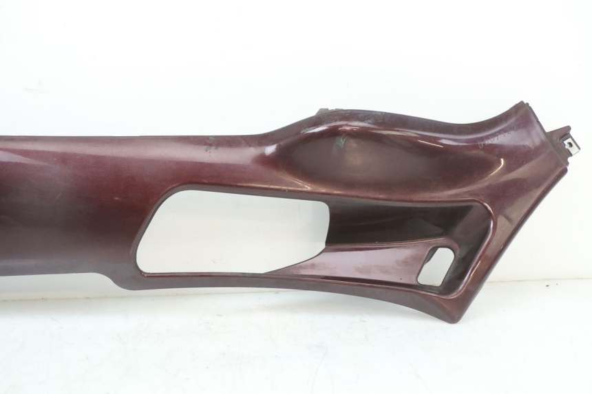 photo de LEFT LOWER FAIRING PIAGGIO X8 125 (2004 - 2007) - Alternative perspective