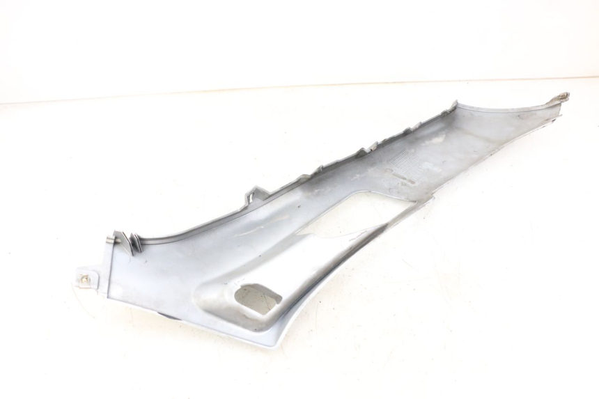 photo de LEFT LOWER FAIRING PIAGGIO X8 125 (2004 - 2007) - Checked used part