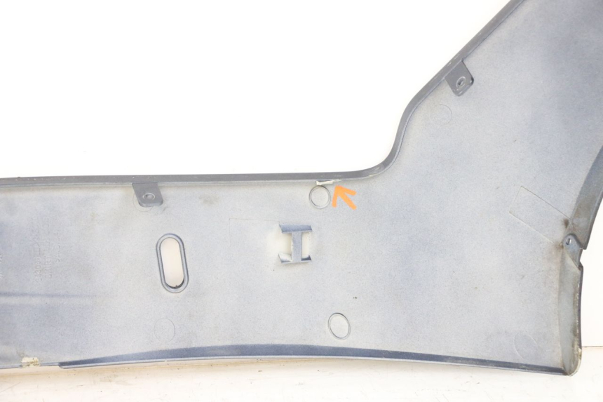 photo de Left side lower body shell KYMCO XCITING 250 (2006 - 2009) - Alternative perspective