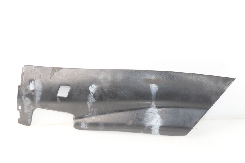 photo de LEFT BELLY PANEL YAMAHA YP MAJESTY 125 (1998 - 2001) - Main view