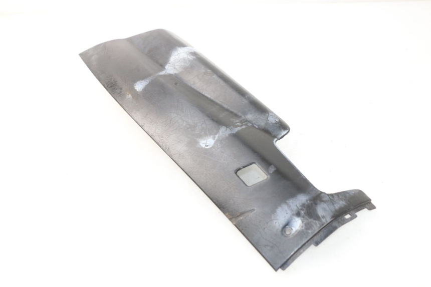 photo de LEFT BELLY PANEL YAMAHA YP MAJESTY 125 (1998 - 2001) - Product overview