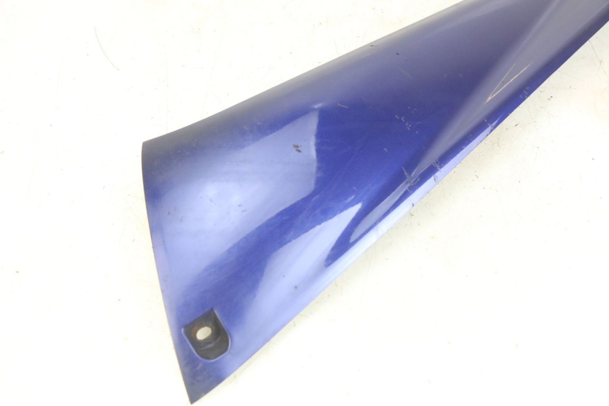 photo de LEFT LOWER FAIRING YAMAHA YP MAJESTY 400 (2004 - 2008) - Surface and material condition