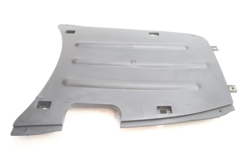 photo de BELLY PANEL VASTRO GP 2T 50 (2013 - 2017) - Alternative perspective