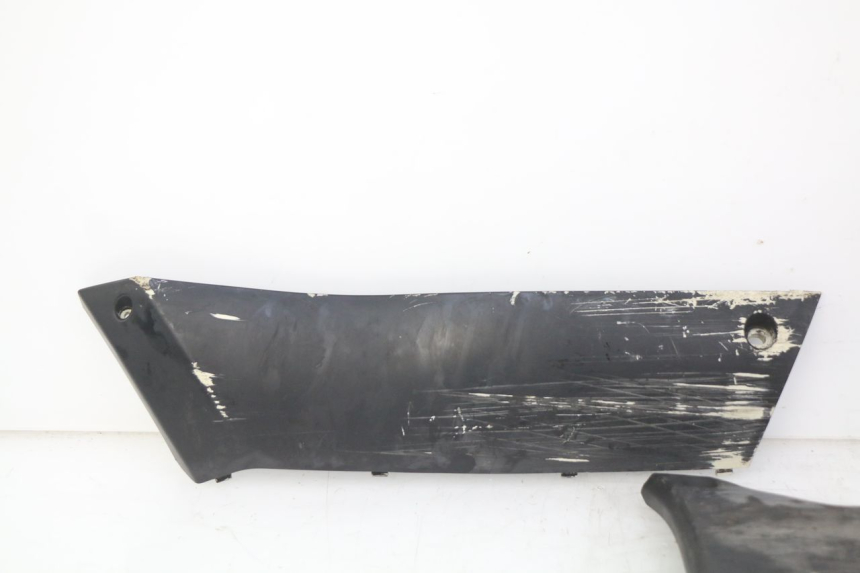 photo de LOWER PART OF THE BODY PEUGEOT KISBEE 2T 50 (2010 - 2017) - Surface and material condition