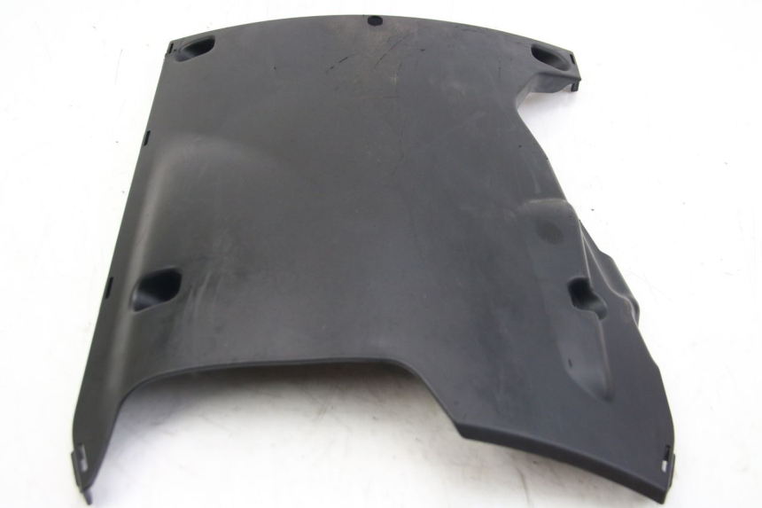 photo de LOWER PART OF THE BODY PEUGEOT KISBEE 2T 50 (2018 - 2022) - Component detail