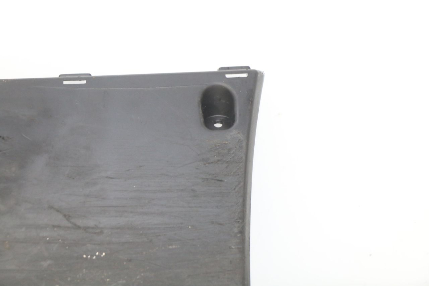 photo de LOWER PART OF THE BODY PEUGEOT KISBEE 2T 50 (2010 - 2017) - Surface and material condition