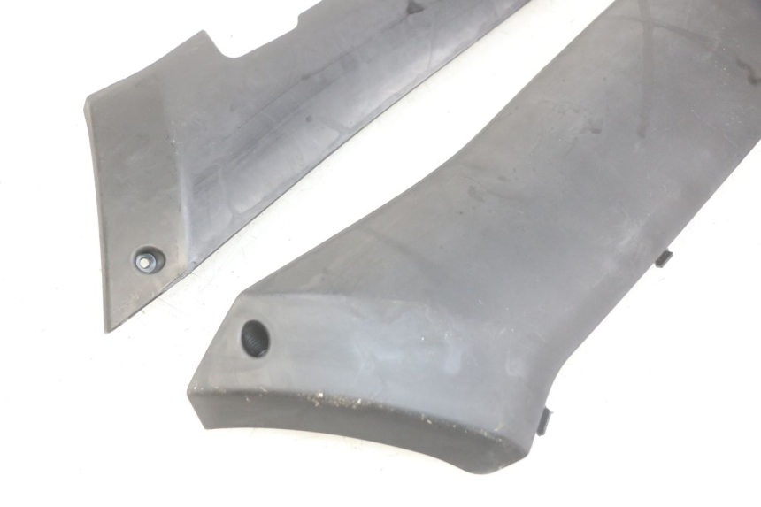 photo de LOWER PART OF THE BODY PEUGEOT KISBEE 2T 50 (2010 - 2017) - Zoom on usage condition