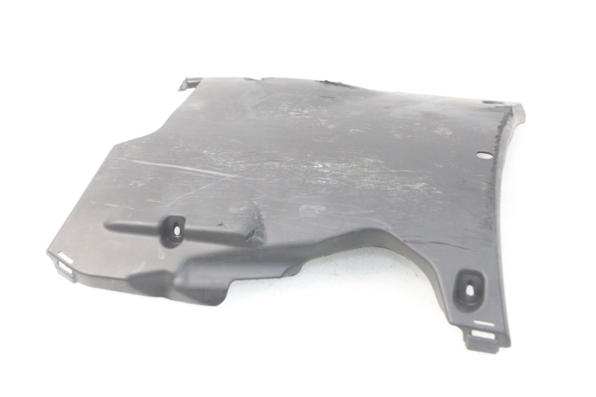 photo de LOWER PART OF THE BODY PEUGEOT KISBEE 4T 50 (2018 - 2022) - Technical close-up