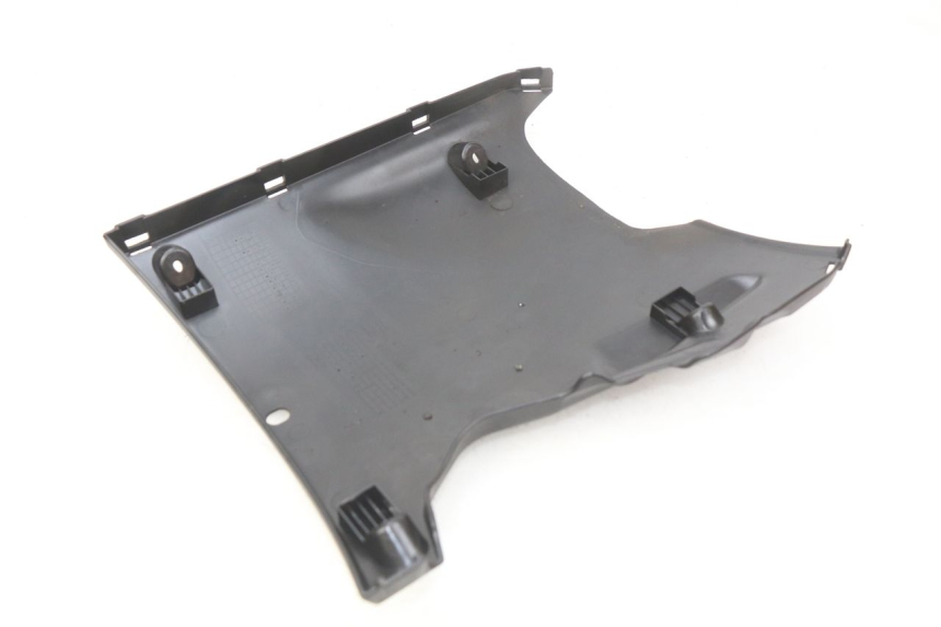 photo de LOWER PART OF THE BODY PEUGEOT KISBEE 4T 50 (2018 - 2022) - Component detail