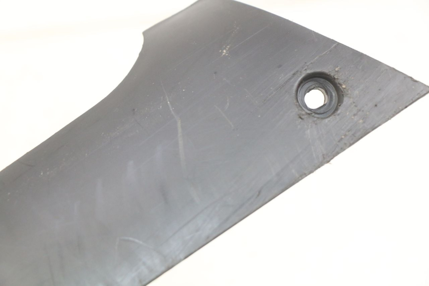 photo de LOWER PART OF THE BODY PEUGEOT KISBEE 4T 50 (2018 - 2022) - Zoom on usage condition