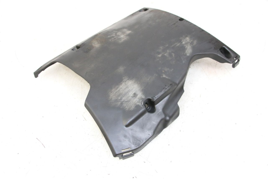 photo de LOWER PART OF THE BODY PEUGEOT KISBEE 4T 50 (2018 - 2022) - Technical close-up