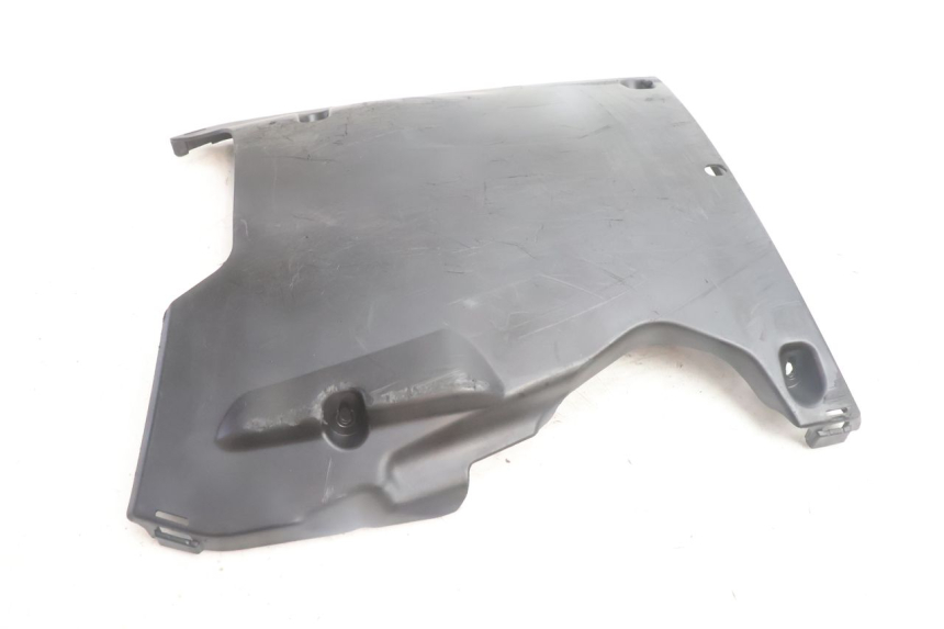 photo de BELLY PANEL PEUGEOT KISBEE 4T 50 (2010 - 2017) - Alternative perspective