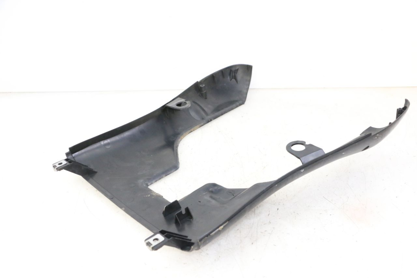 photo de BELLY PANEL PIAGGIO LIBERTY 4T 50 (2009 - 2015) - Technical close-up