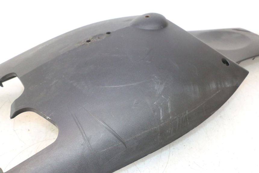 photo de BELLY PANEL PEUGEOT LUDIX PRO 2T 50 (2010 - 2017) - Fixing points details