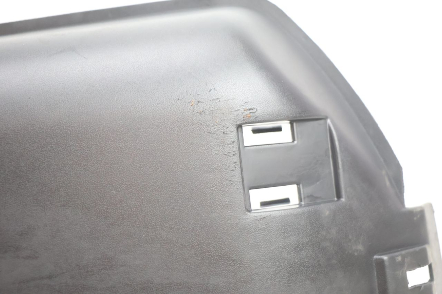photo de BELLY PANEL JM MOTORS OLDIES 4T 50 (2020 - 2026) - Technical close-up