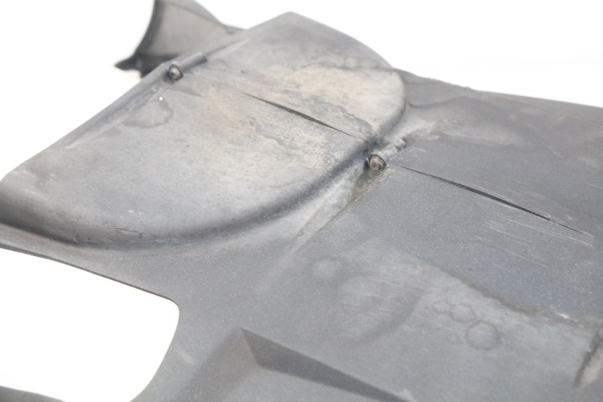 photo de BELLY PANEL PEUGEOT SATELIS 300 (2012 - 2015) - Surface and material condition