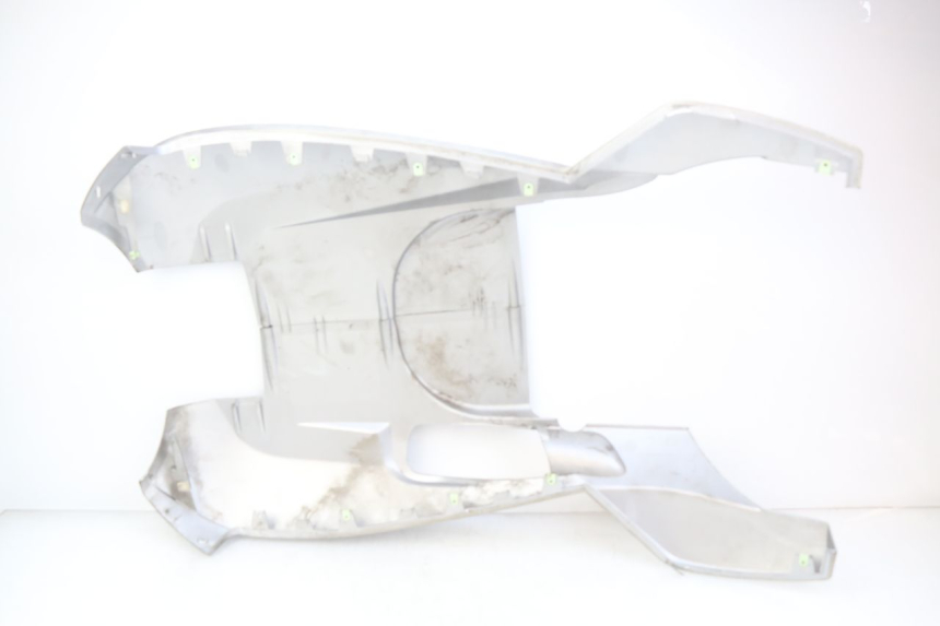 photo de LOWER FAIRING PEUGEOT SATELIS 125 (2010 - 2012) - Component detail