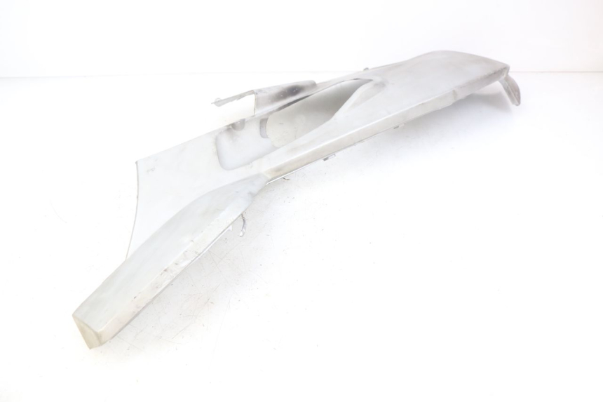 photo de LOWER FAIRING PEUGEOT SATELIS 125 (2010 - 2012) - Surface and material condition