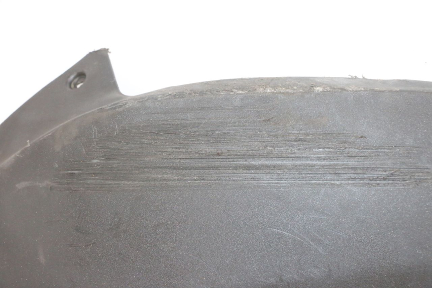 photo de BELLY PANEL PEUGEOT SATELIS 125 (2013 - 2018) - Fixing points details