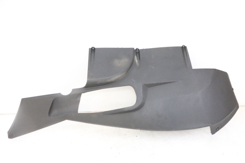 photo de BELLY PANEL PEUGEOT SATELIS 125 (2013 - 2018) - High-resolution close-up