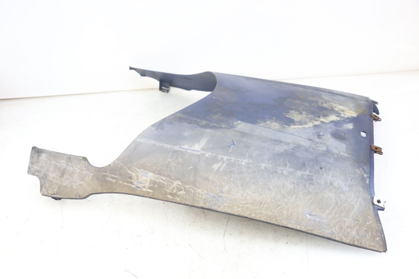 photo de BELLY PANEL APRILIA SCARABEO GT 125 (1999 - 2007) - Surface and material condition