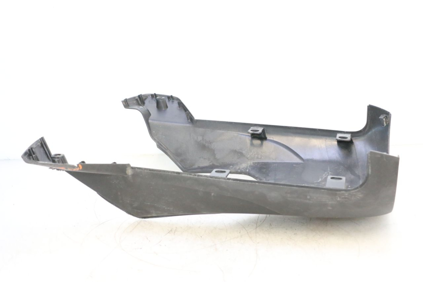 photo de BELLY PANEL APRILIA SR MOTARD 50 (2012 - 2018) - Distinctive features
