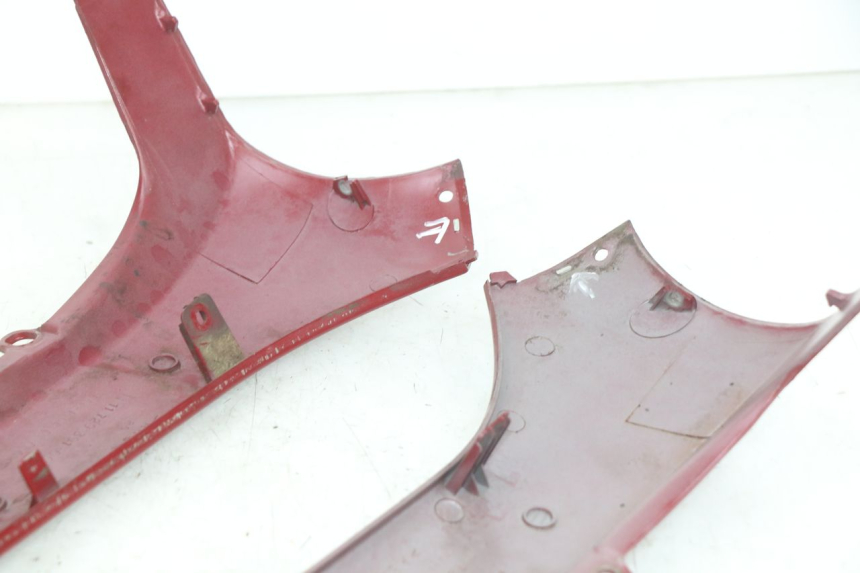 photo de LOWER BODY SHELL PEUGEOT SV 125 (1991 - 1994) - Additional view of the item