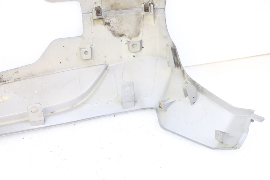 photo de BELLY PANEL APRILIA SXR 50 (2021 - 2023) - Fixing points details