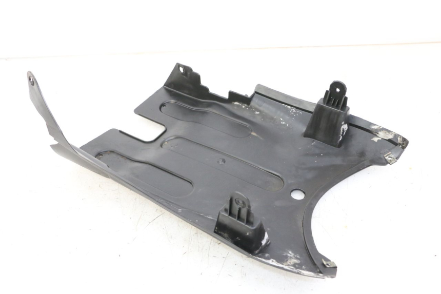 photo de LOWER PART OF THE BODY TNT MOTOR BOSTON 4T 50 (2018 - 2025) - Zoom on usage condition